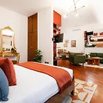 Casa de hóspedes Easylife - In Via Della Spiga Milão